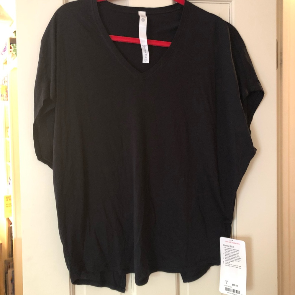 Lululemon devour ss II shirt!!! With tags still on